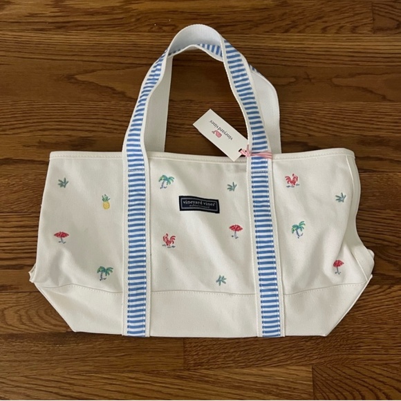 Vineyard Vines Handbags - VINEYARD VINES canvas tote bag